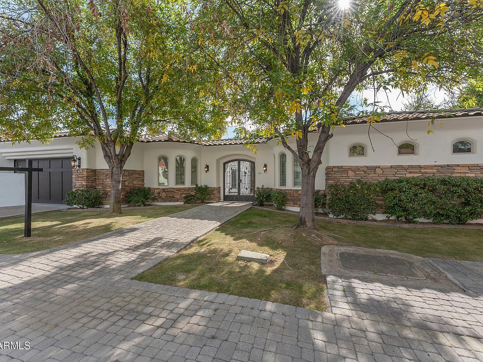 1st image of 303 E WEXFORD Cove