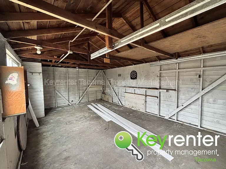 7220 S Warner St — Photo 17