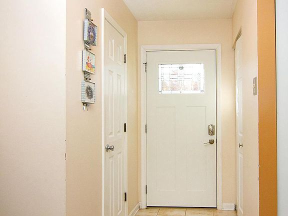 2nd image of 535 Quarrier Ct