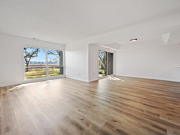 4th image of 312 Salt Marsh Circle #6B