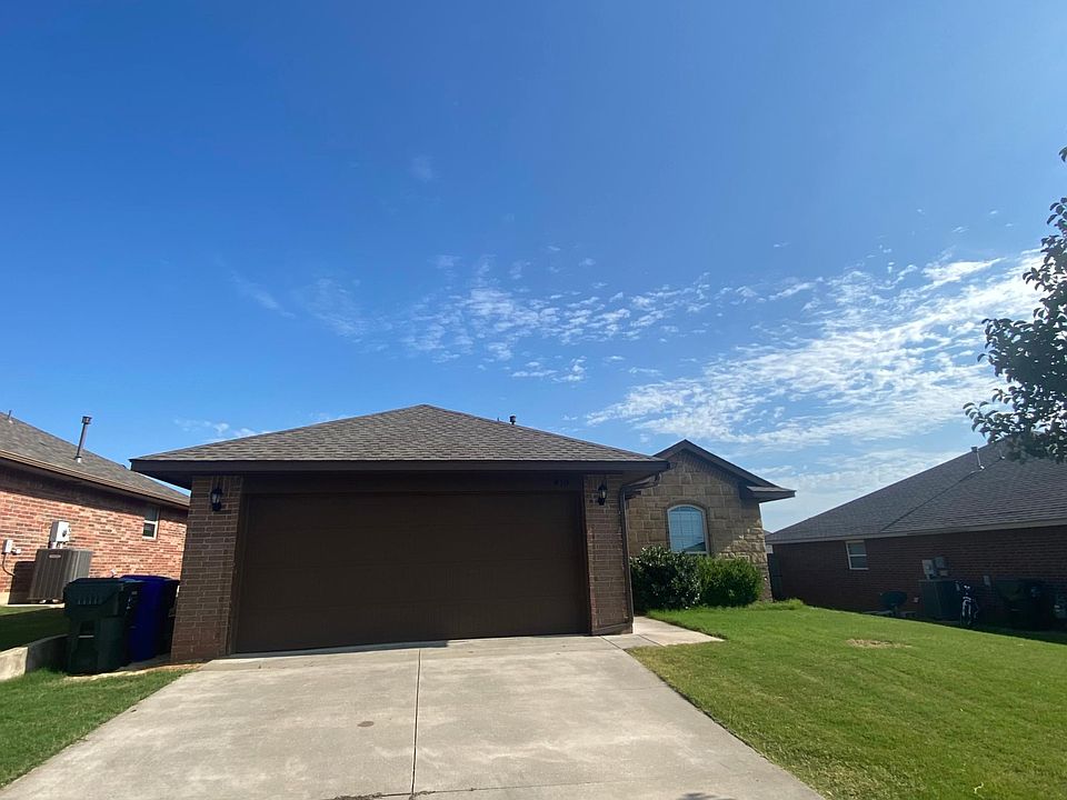 1st image of 410 Tecumseh Meadows Ct