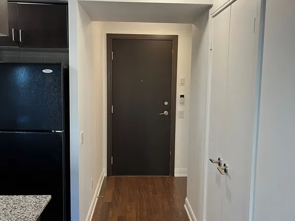 25 Viking Ln, Toronto, ON