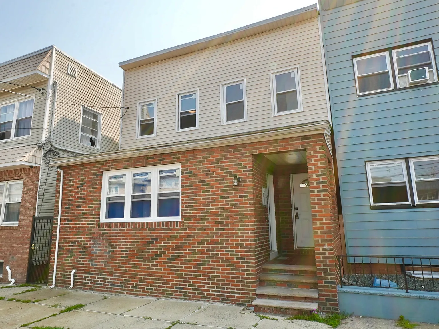 2 bed, 870 sqft, $2,550 — Photo 2