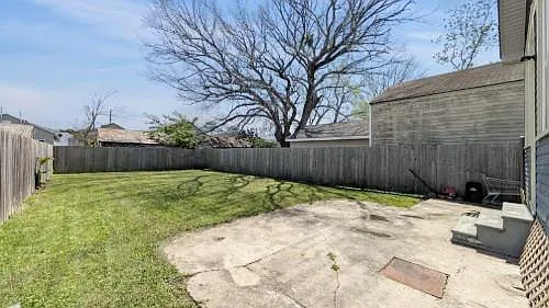 457 Sala Ave — Photo 6