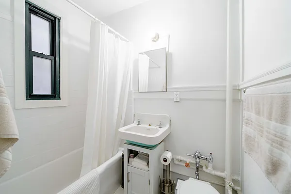 Rented by Douglas Elliman | media 9