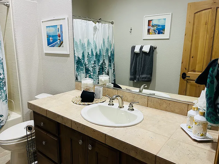 682 Harvard Ave #1 — Photo 24