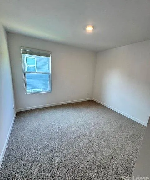 1265 30th St NE — Photo 16
