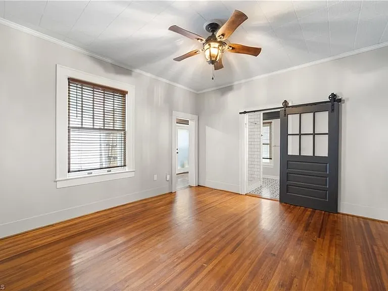 2083 Elizabeth Ave — Photo 11