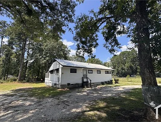 413 Dell Dr