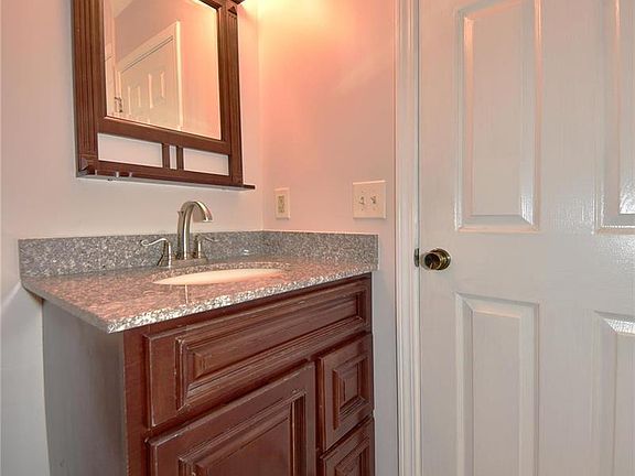 5th image of 2106 Wente Pl