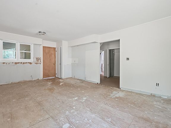 17th image of 18860 River Canyon Rd