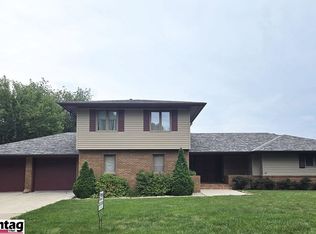 623 Wildwood Ln, Nebraska City, NE 68410