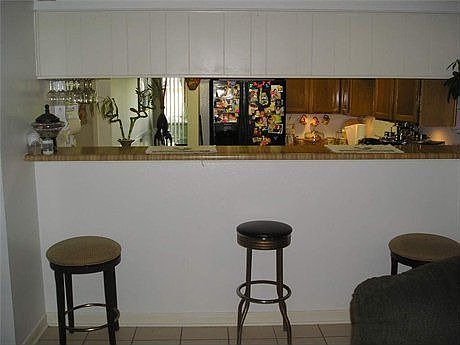 4th image of 10510 Ivy Oaks Ln