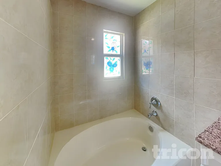 29250 Yarrow Dr — Photo 10