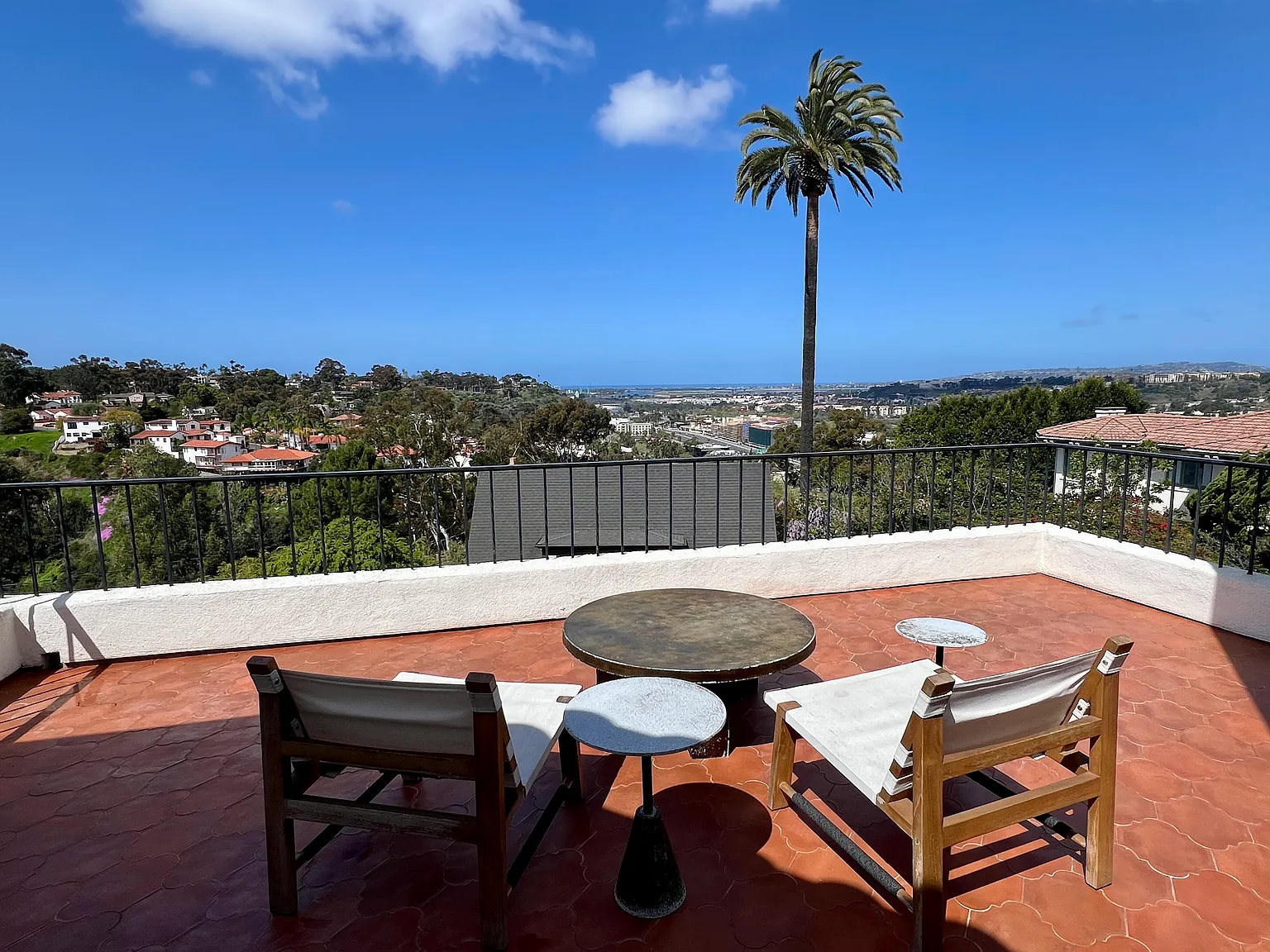 Avalon Dr, San Diego — Photo 2