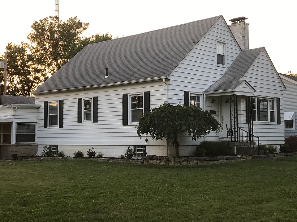 1st image of 403 N 4th St