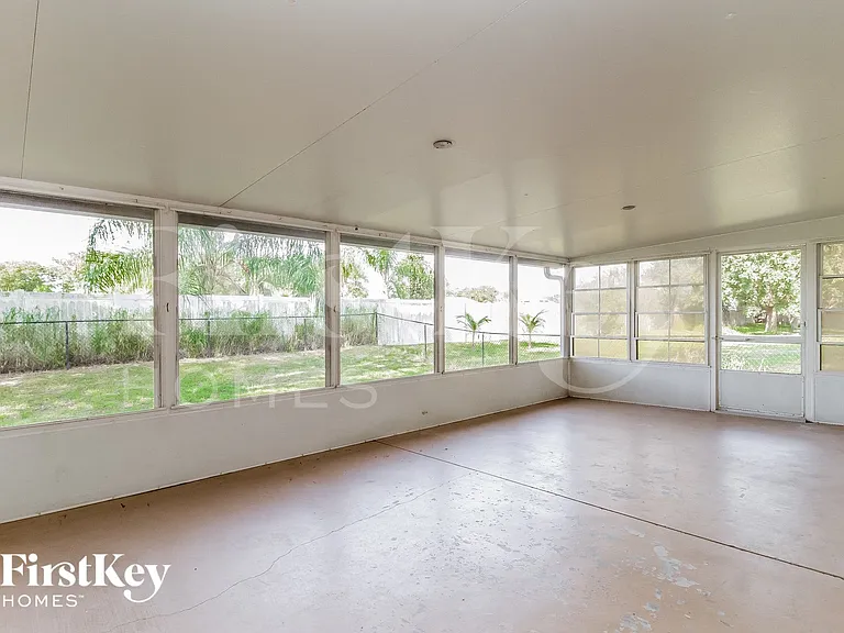 813 Arbor Hill Cir — Photo 7