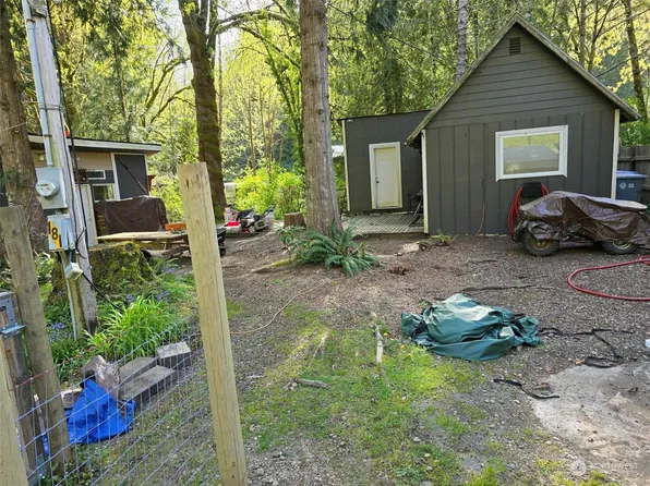181 NE Spar Tree Drive, Tahuya, WA 98588