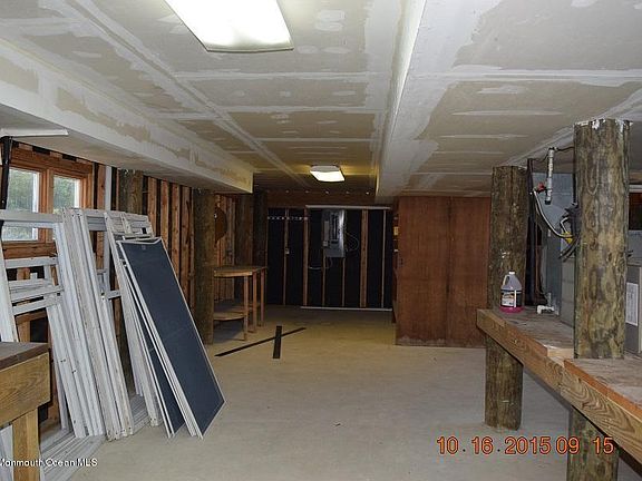 3rd image of 4 W Jeffrey Ave