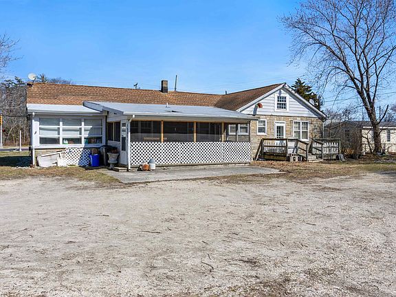 3rd image of 1001 Route 47 S