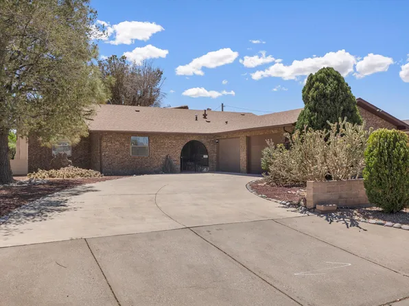 3106 May Cir SE, Rio Rancho, NM 87124