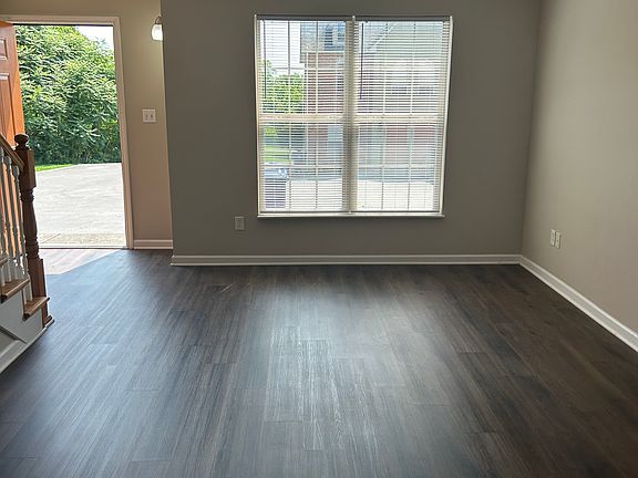Living area. View from kitchen.
