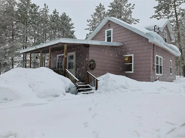 4788 Benson Rd, Chatham, MI 49816