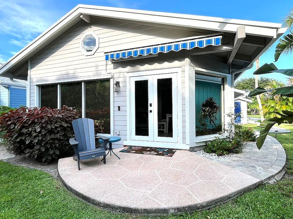 1st image of 4044 NE Breakwater Drive