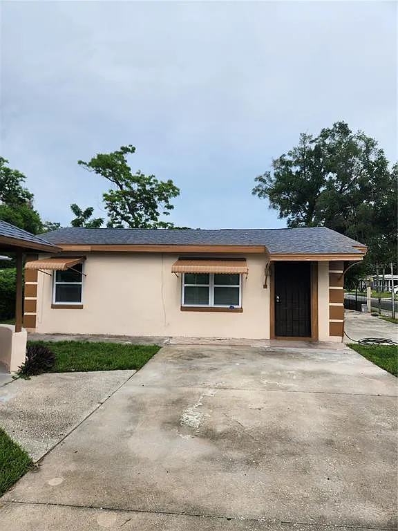 2 bed, 1.5 bath, 970 sqft, $2,200 — Photo 1