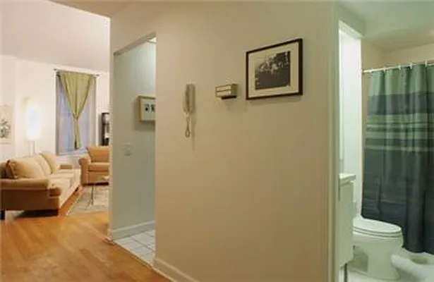 Rented by R New York | media 19