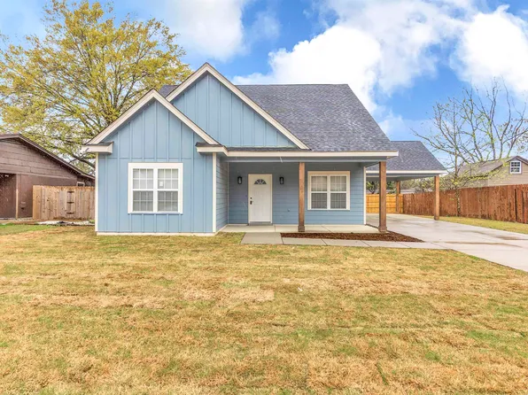 4397 Crescent Park Dr, Memphis, TN 38141