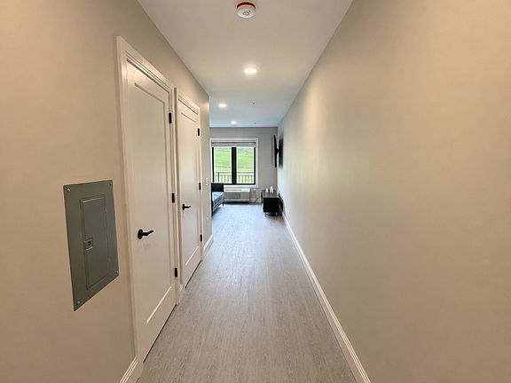 2nd image of 1600 54th St #202