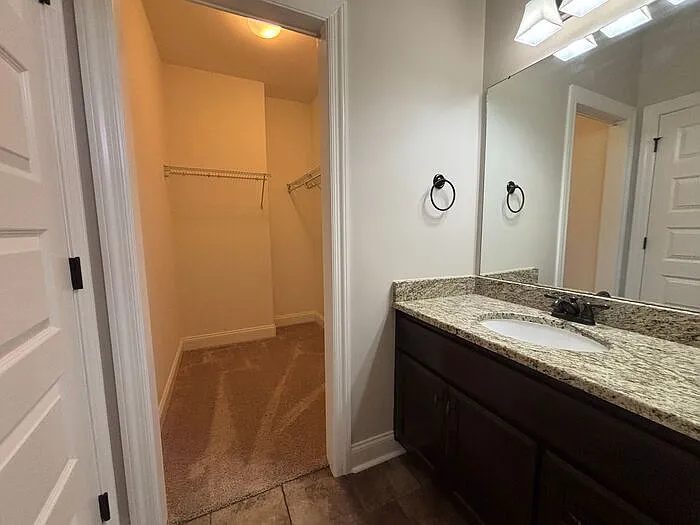 100 Middy Ln — Photo 27