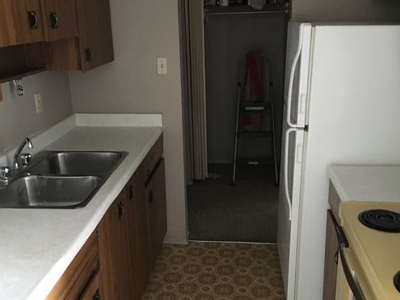 5th image of 506 16th St #106
