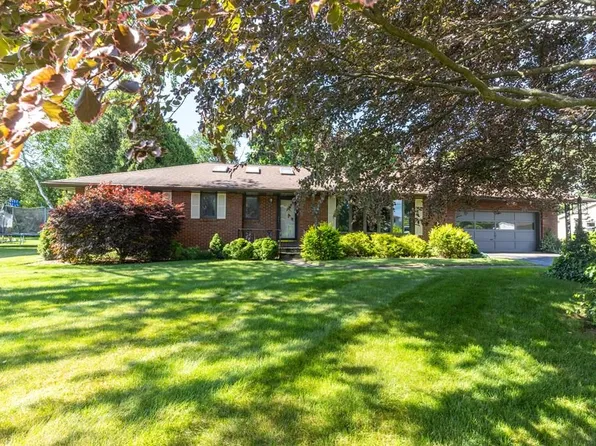 116 Greenridge Dr, Horseheads, NY 14845