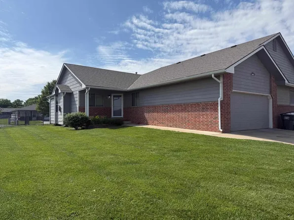 221 S Maize Rd #19 & 20, Wichita, KS 67209
