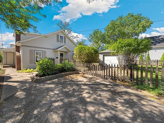 2nd image of 5609 Northcliff Ave