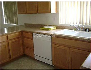 2nd image of 7285 Fountain Village Ave