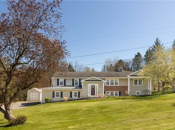 2420 Sands Rd, Camillus, NY 13031