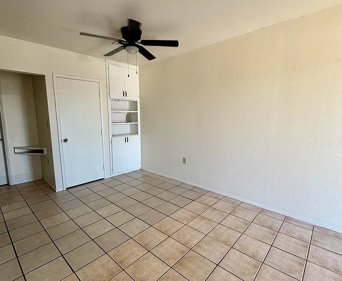 5250 E Bellevue St #B — Photo 6