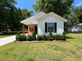 738 Hazelwood Rd, Memphis, TN 38109