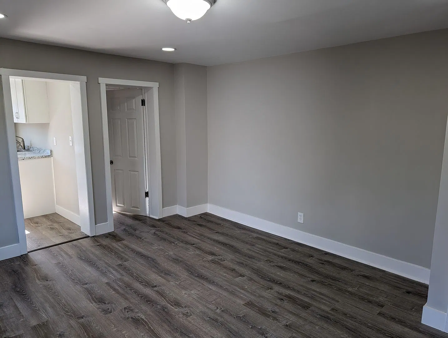 324 Chestnut St. — Photo 3