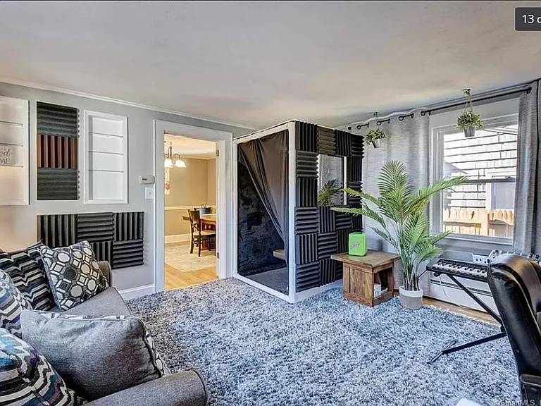 168 Roseleah Ave — Photo 8