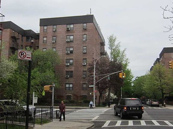 4th image of 3245 90th St APT 107