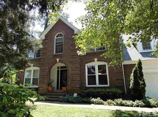 201 Widecombe Ct, Cary, NC 27513
