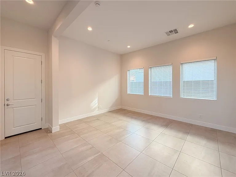 10761 Canyon Bloom Dr — Photo 32