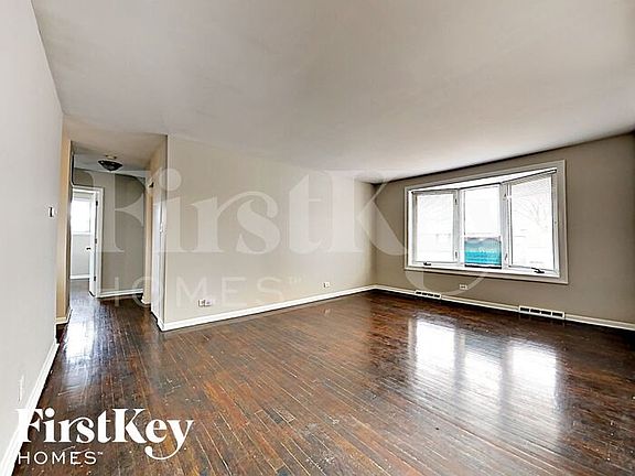 3rd image of 16408 Craig Dr