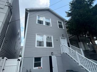 189 12th Ave, Paterson, NJ 07501