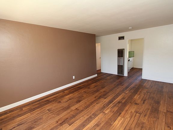 2nd image of 7376-7392 University Ave #7380