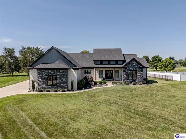 405 Pleasant Colony Dr, Elizabethtown, KY 42701